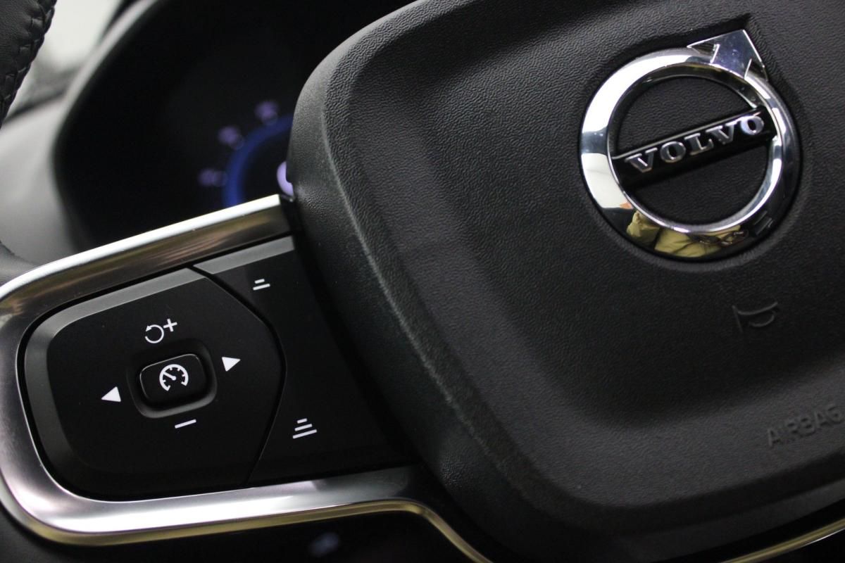 volvo-xc40-2021-eletrico-0cc