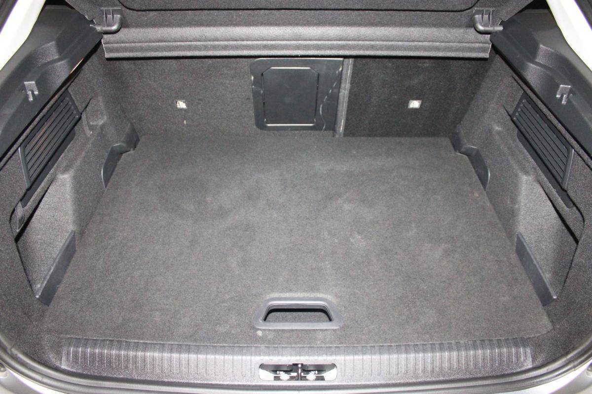 citroen-c4-2023-diesel-1499cc