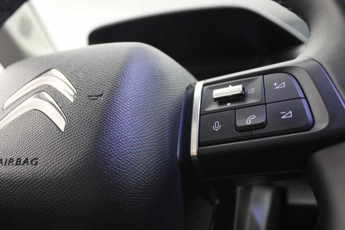 citroen-c4-1-2-puretech-2024-gasolina-1199cc