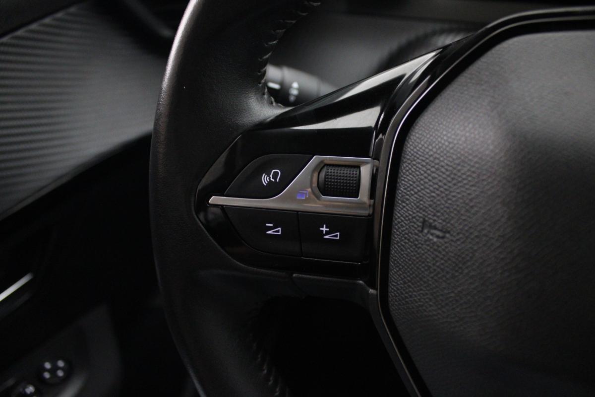 peugeot-208-2022-diesel-1499cc