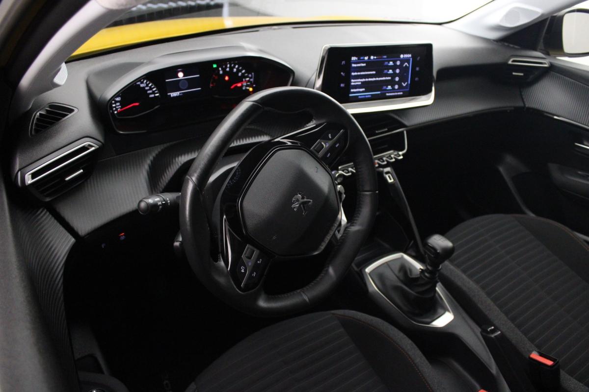 peugeot-208-2022-diesel-1499cc