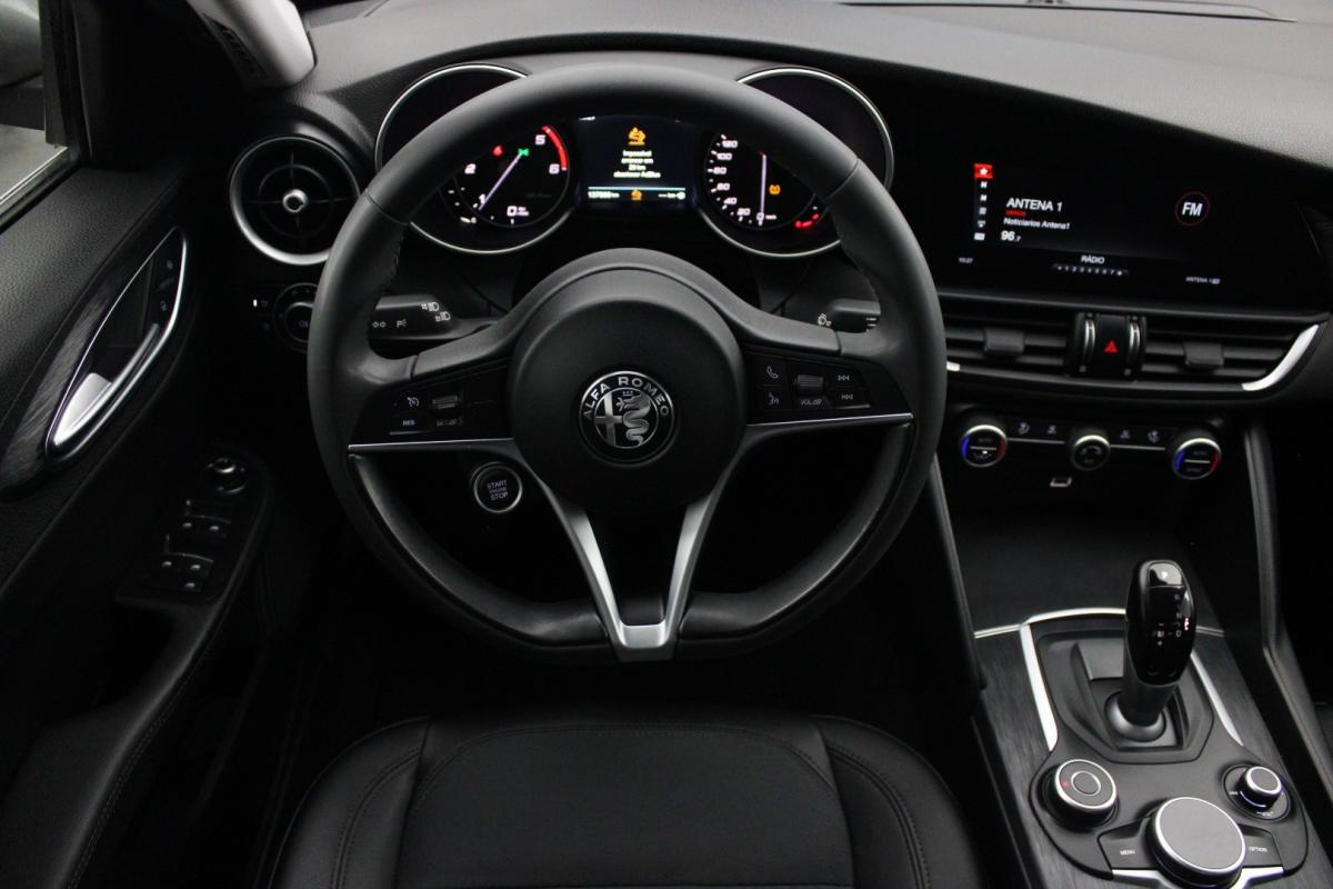 alfa-romeo-giulia-2021-diesel-2143cc