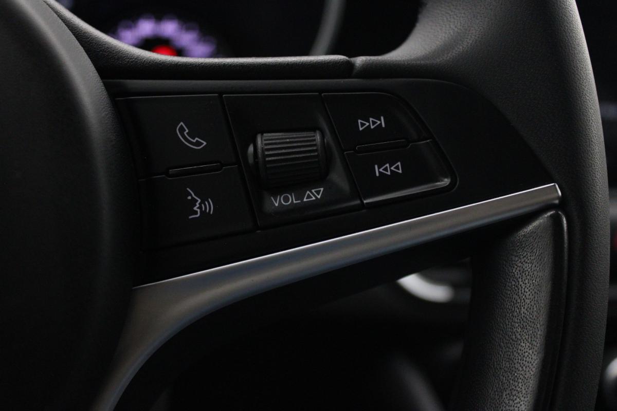 alfa-romeo-giulia-2021-diesel-2143cc