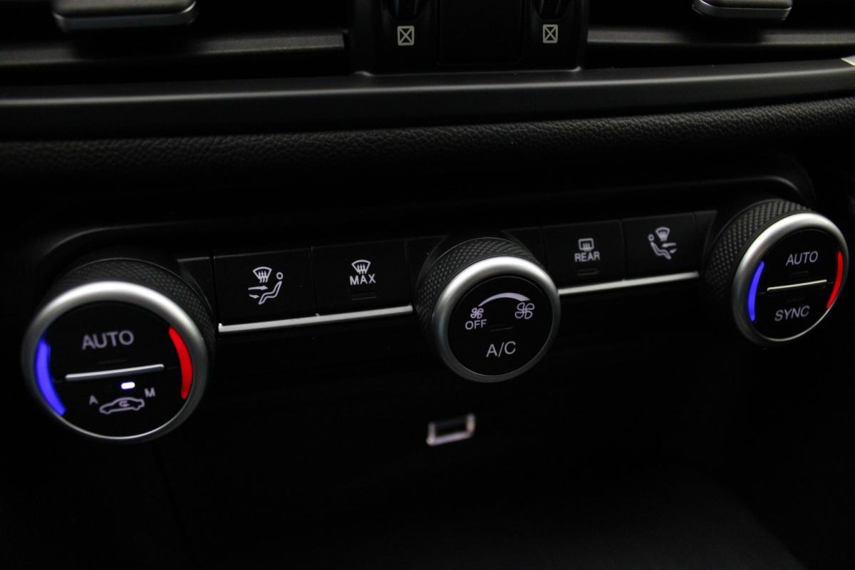 alfa-romeo-giulia-2021-diesel-2143cc