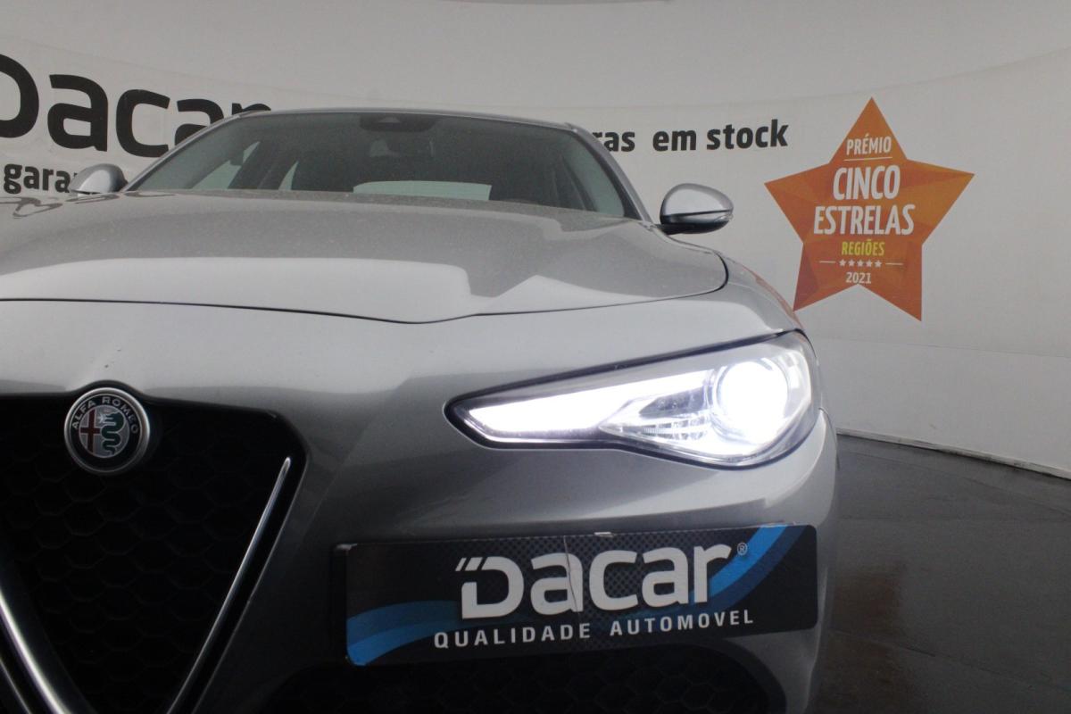 alfa-romeo-giulia-2021-diesel-2143cc