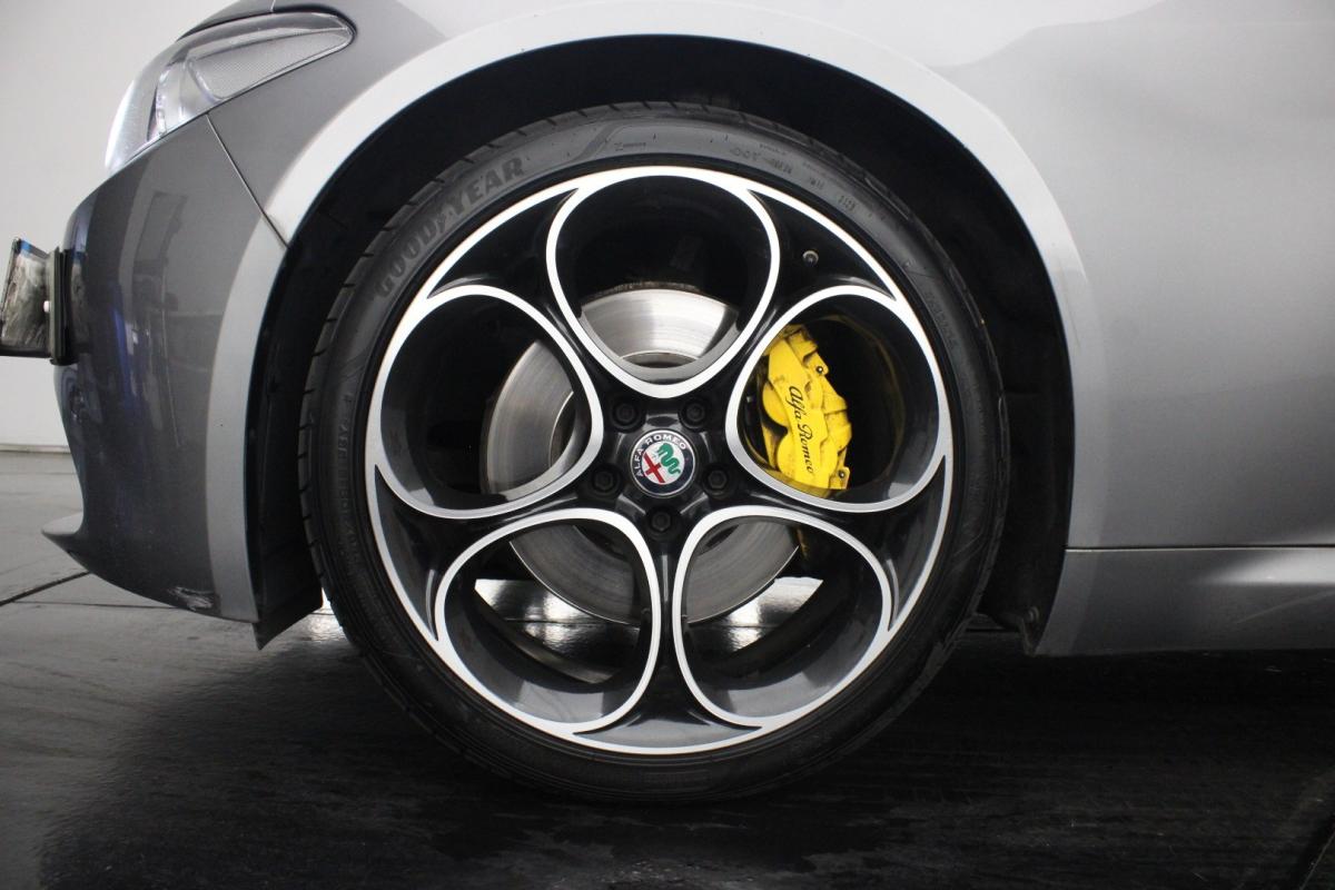 alfa-romeo-giulia-2021-diesel-2143cc