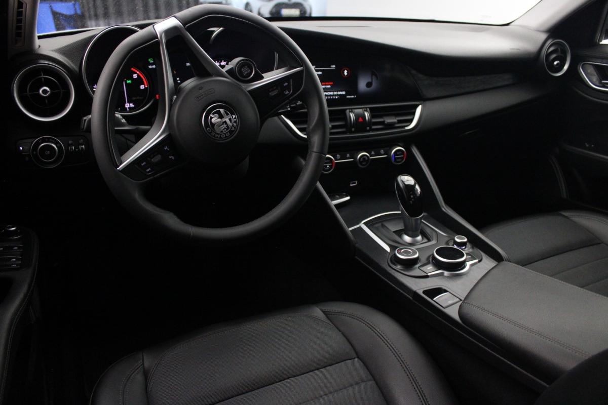 alfa-romeo-giulia-2021-diesel-2143cc