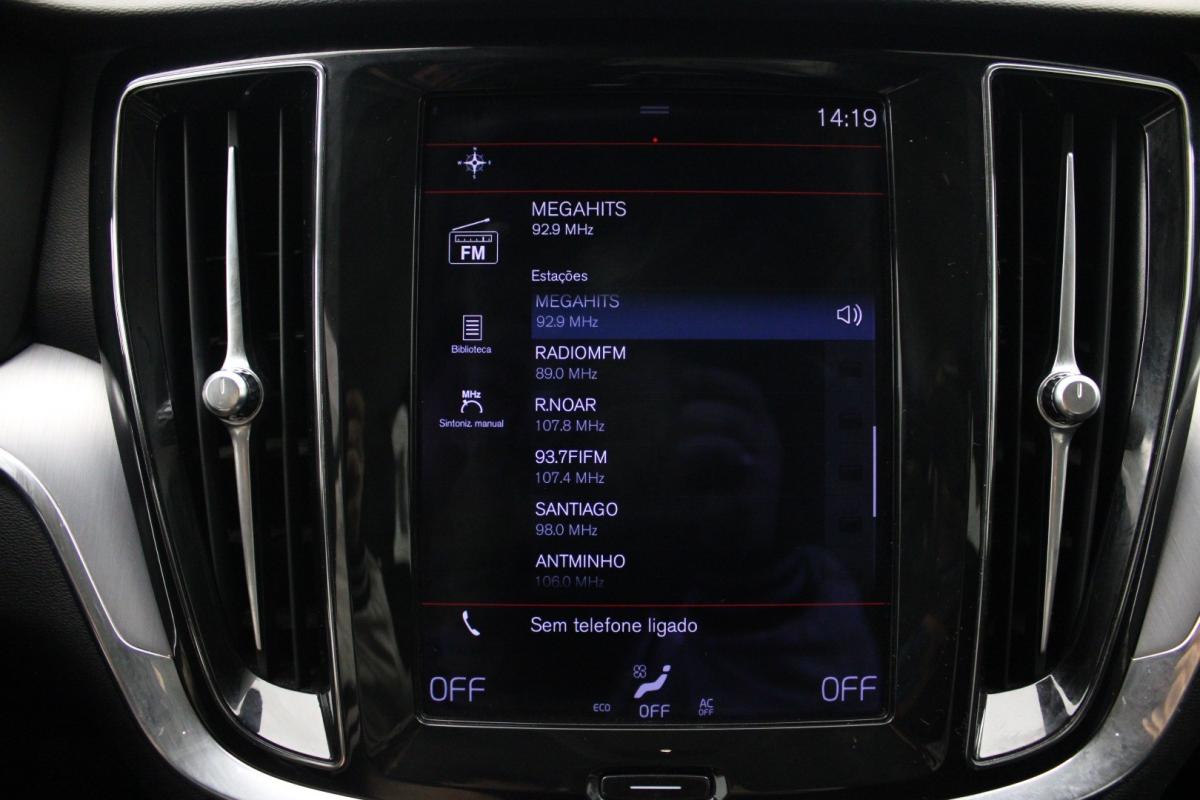 volvo-v60-2021-hibrido-a-gasolina-1969cc