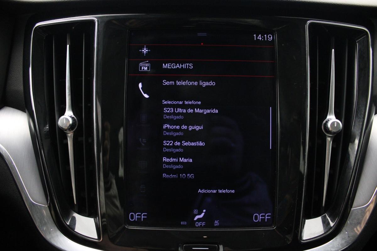 volvo-v60-2021-hibrido-a-gasolina-1969cc