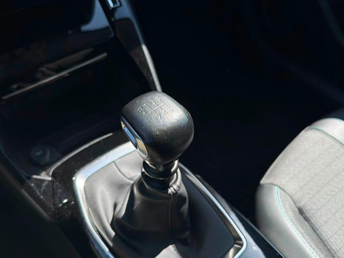 peugeot-208-2023-diesel-1499cc