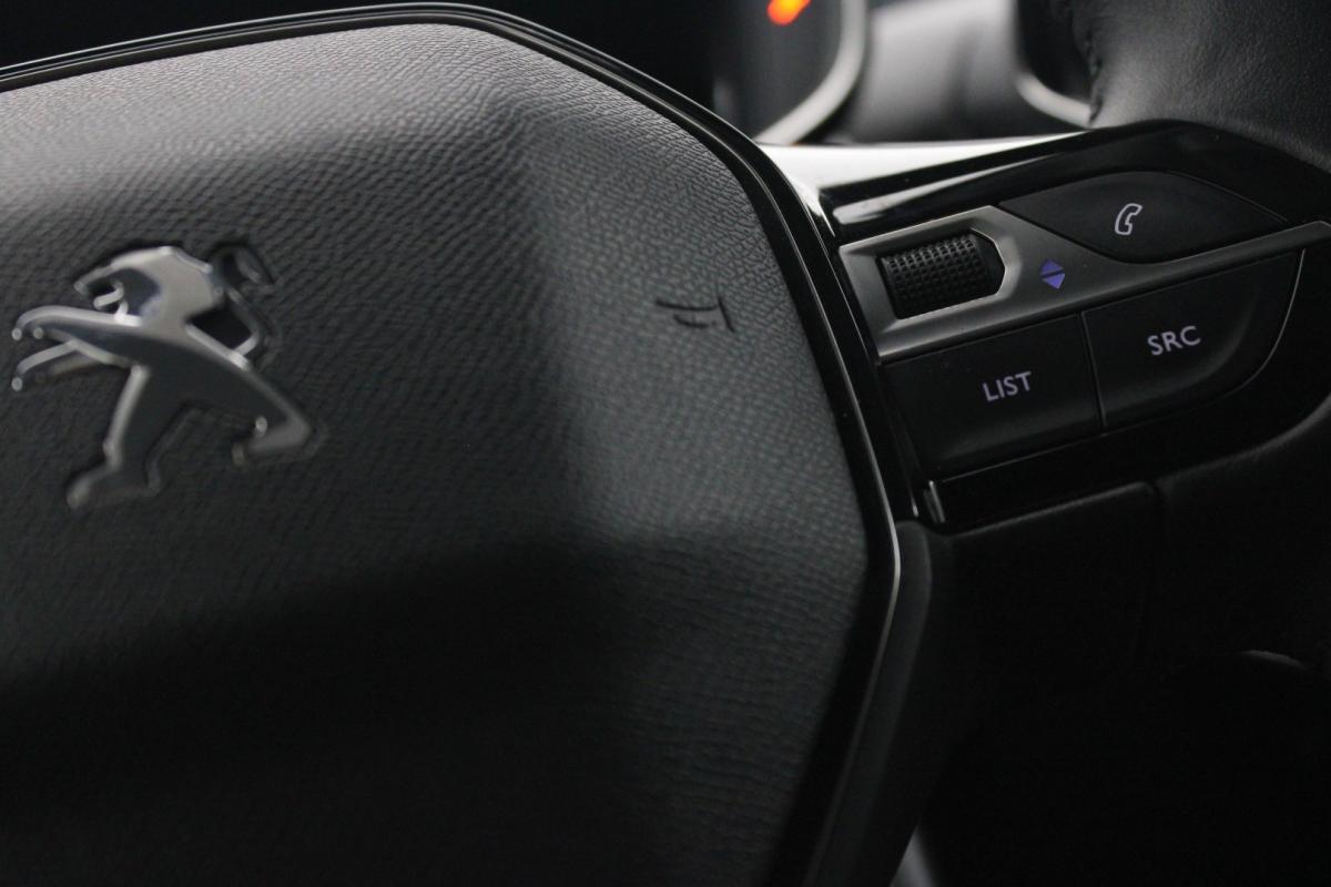 peugeot-2008-2022-eletrico-0cc