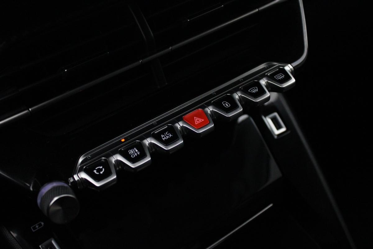 peugeot-2008-2022-eletrico-0cc
