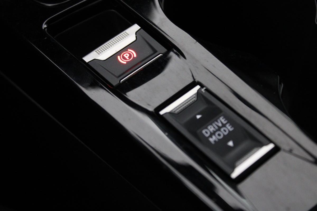 peugeot-2008-2022-eletrico-0cc