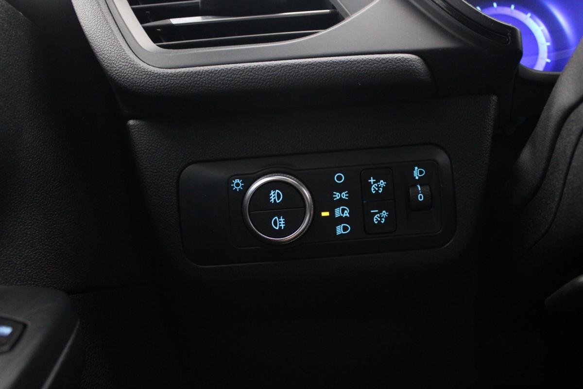 ford-kuga-2022-gasolina-1499cc