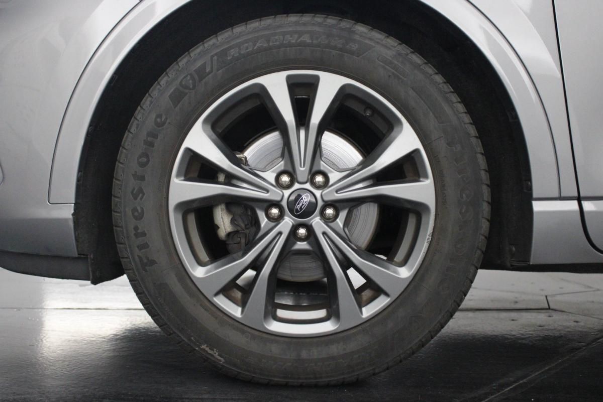 ford-kuga-2022-gasolina-1499cc