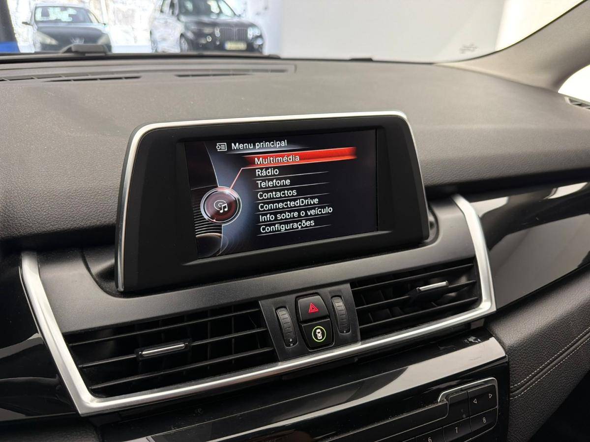 bmw-serie-2-218-active-tourer-d-auto-2017-diesel-1995cc