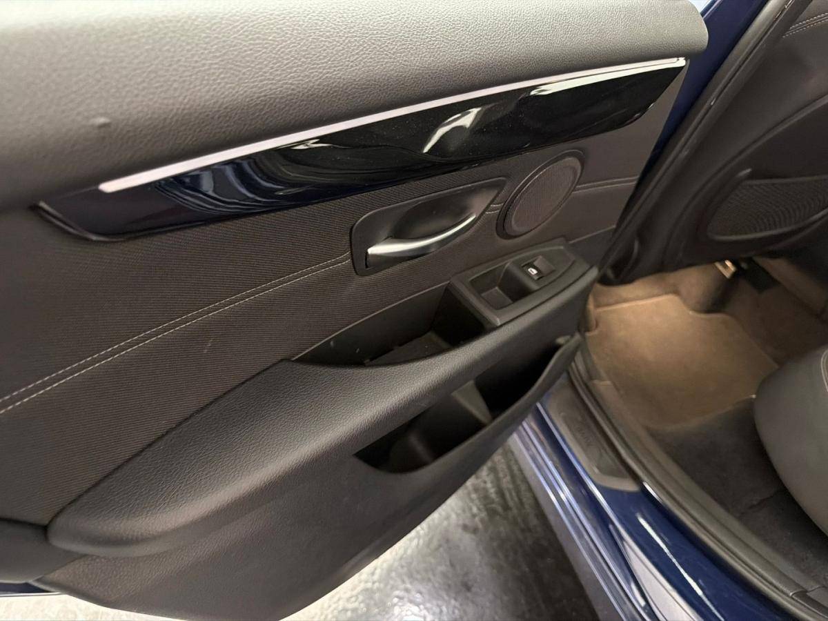 bmw-serie-2-218-active-tourer-d-auto-2017-diesel-1995cc