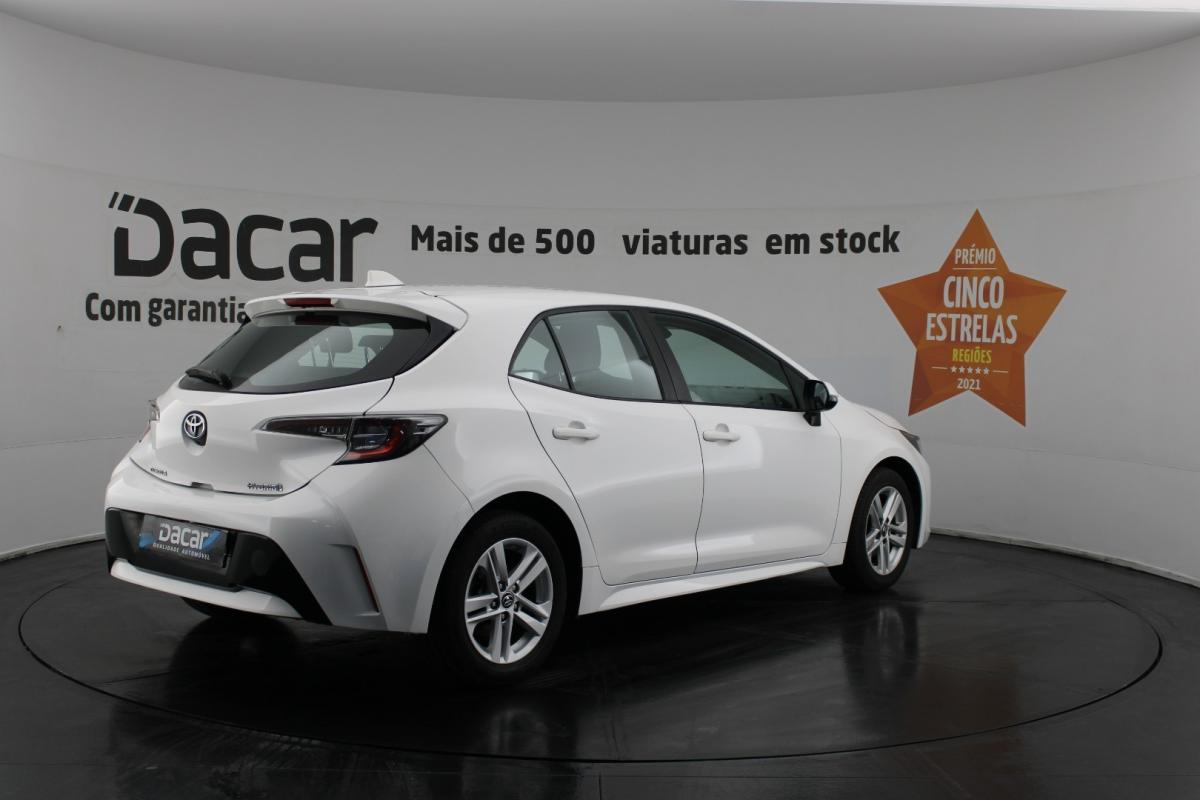 toyota-corolla-2019-hibrido-a-gasolina-1798cc
