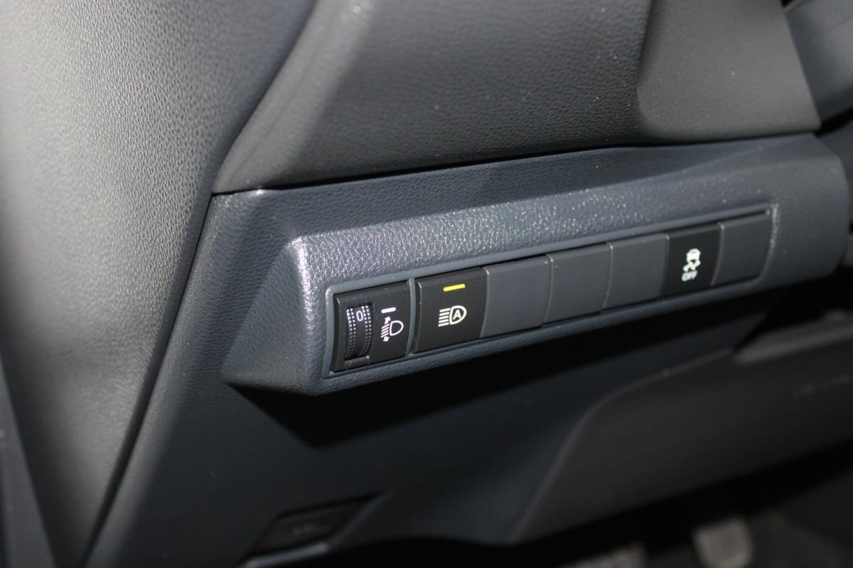 toyota-corolla-2019-hibrido-a-gasolina-1798cc