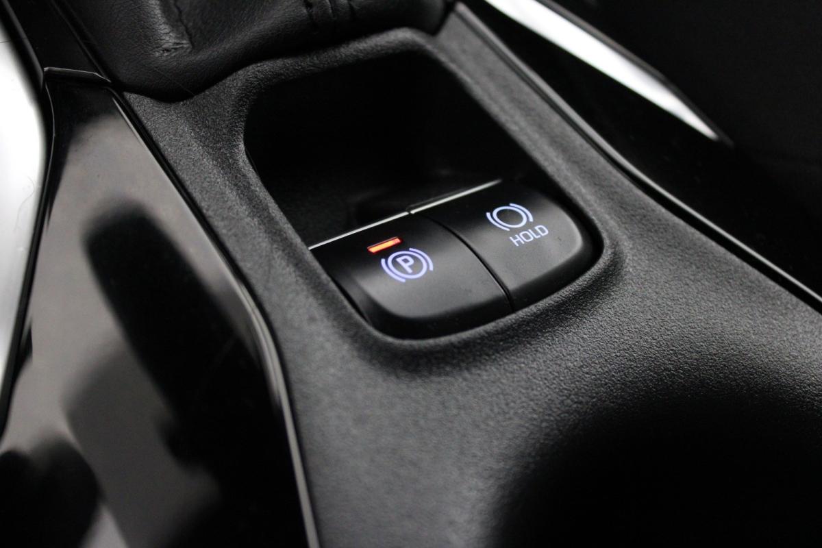 toyota-corolla-2019-hibrido-a-gasolina-1798cc