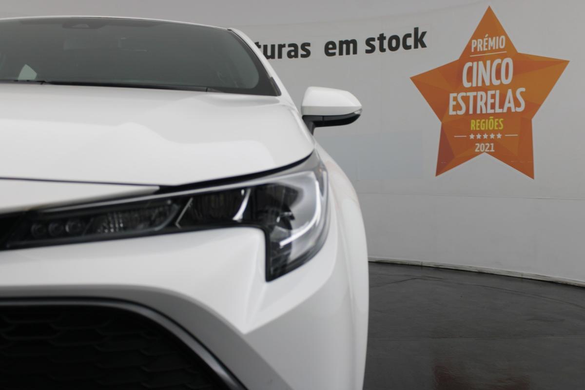 toyota-corolla-2019-hibrido-a-gasolina-1798cc