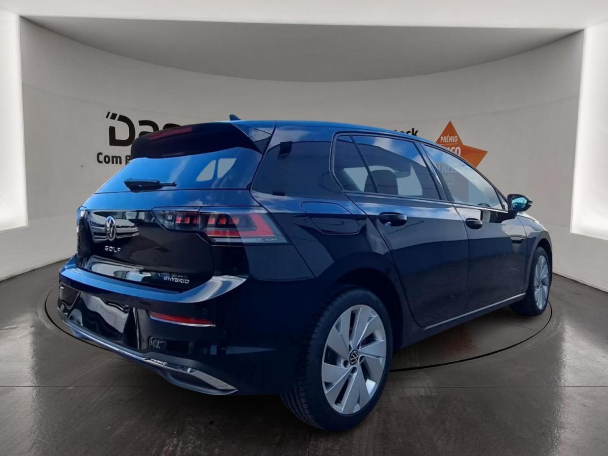 volkswagen-golf-2025-hibrido-a-gasolina-1498cc