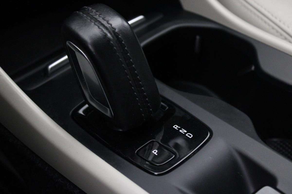 volvo-xc40-2019-diesel-1969cc
