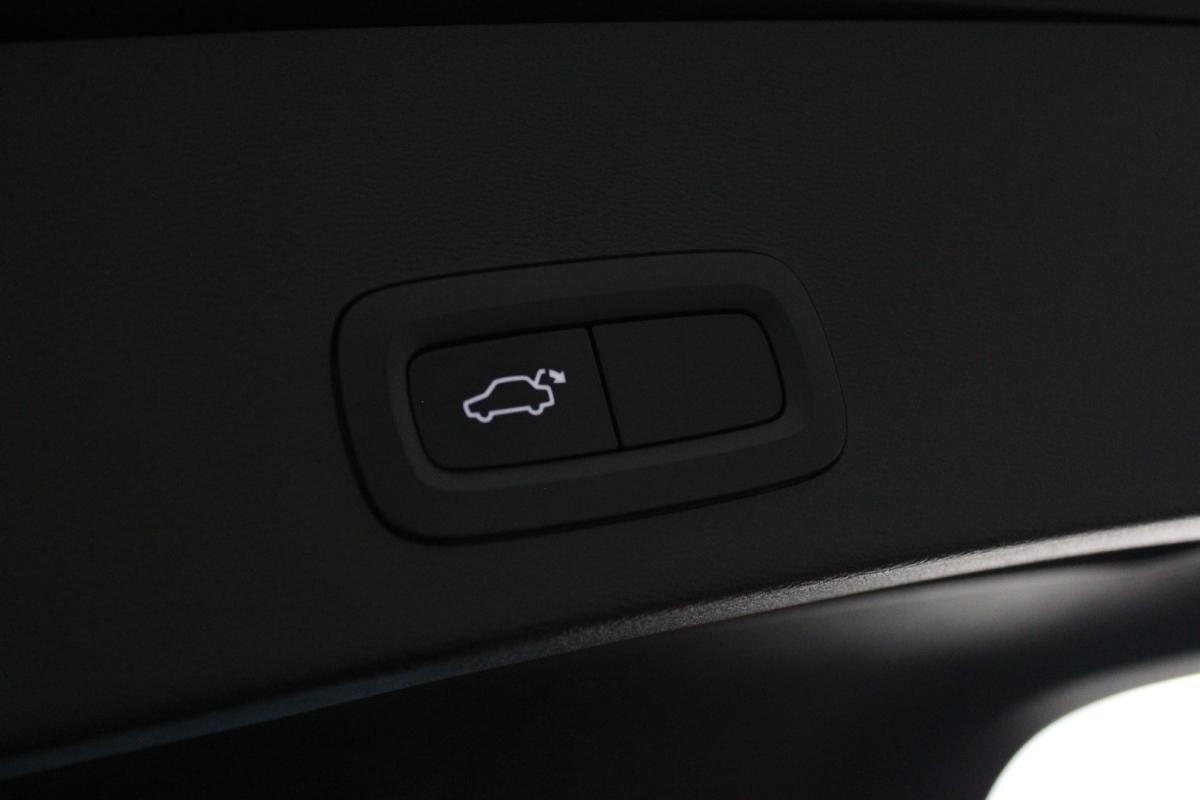 volvo-xc40-2019-diesel-1969cc