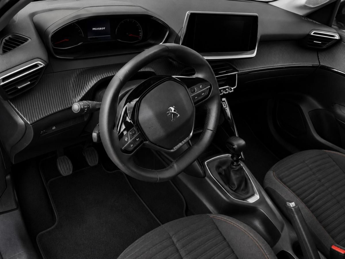 peugeot-208-2023-diesel-1499cc
