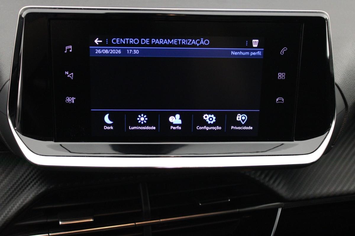 peugeot-208-2023-diesel-1499cc