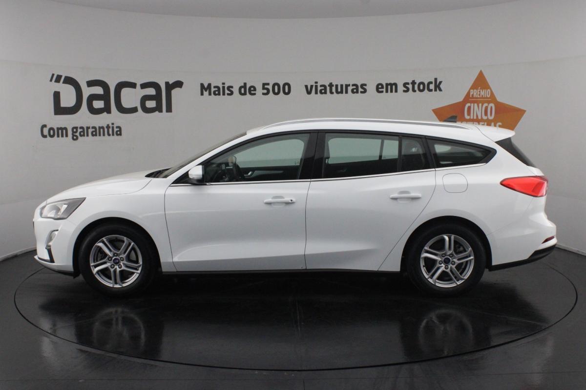 ford-focus-sw-2022-diesel-1499cc