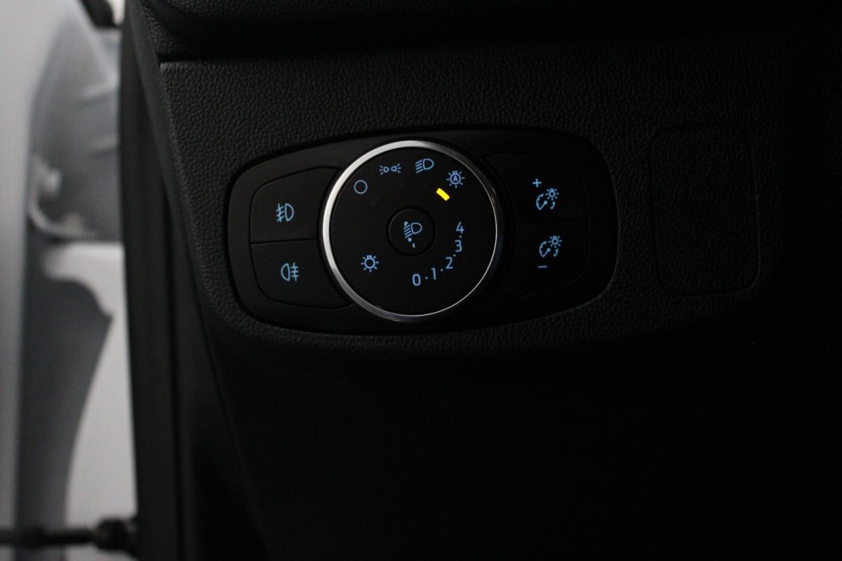 ford-focus-sw-2022-diesel-1499cc