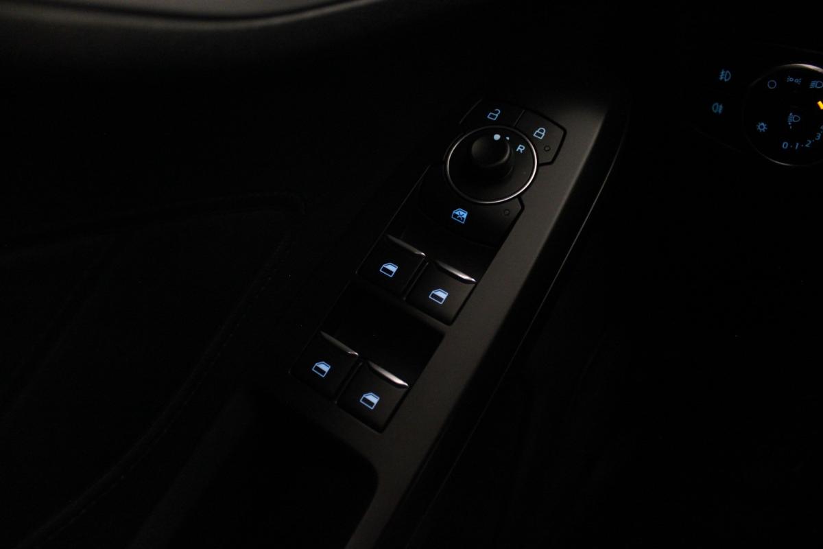 ford-focus-sw-2022-diesel-1499cc