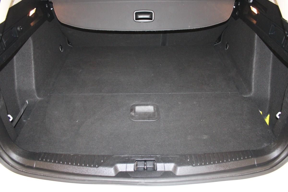 ford-focus-sw-2022-diesel-1499cc