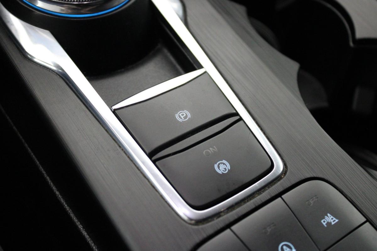 ford-kuga-2022-diesel-1499cc