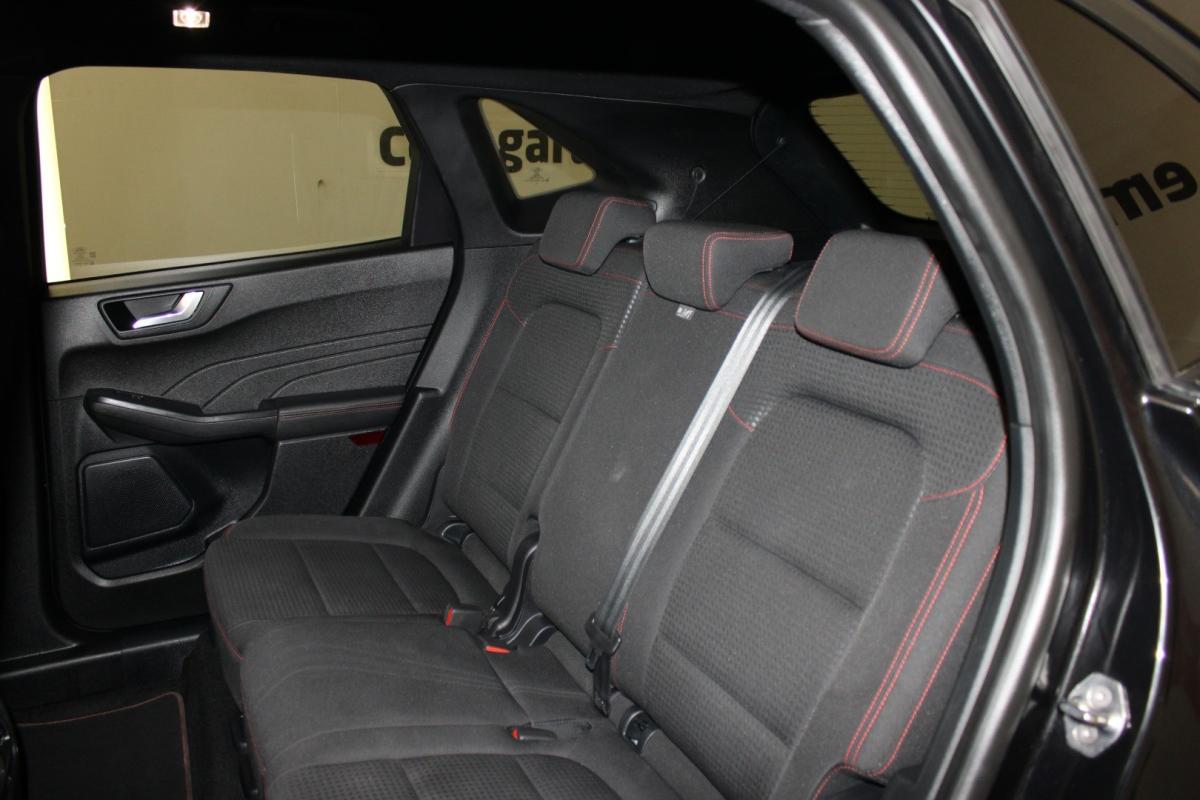 ford-kuga-2022-diesel-1499cc