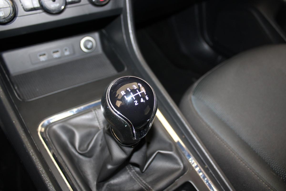 seat-ateca-2019-diesel-1598cc