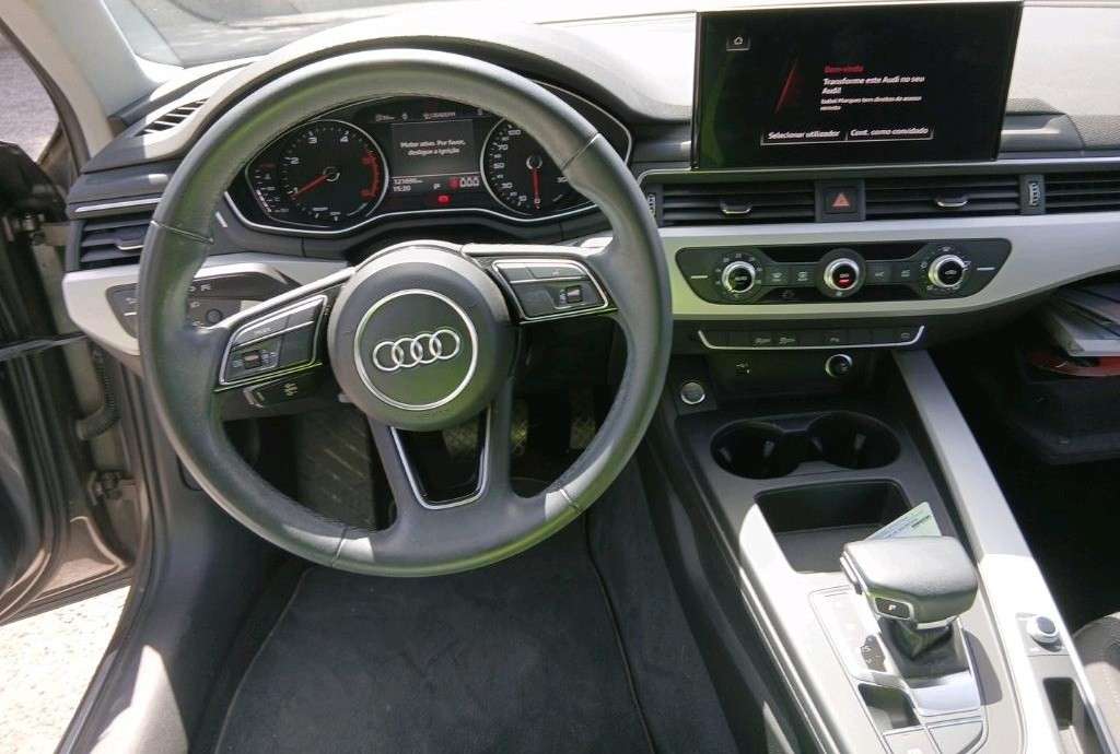 audi-a4-avant-2022-diesel-1968cc