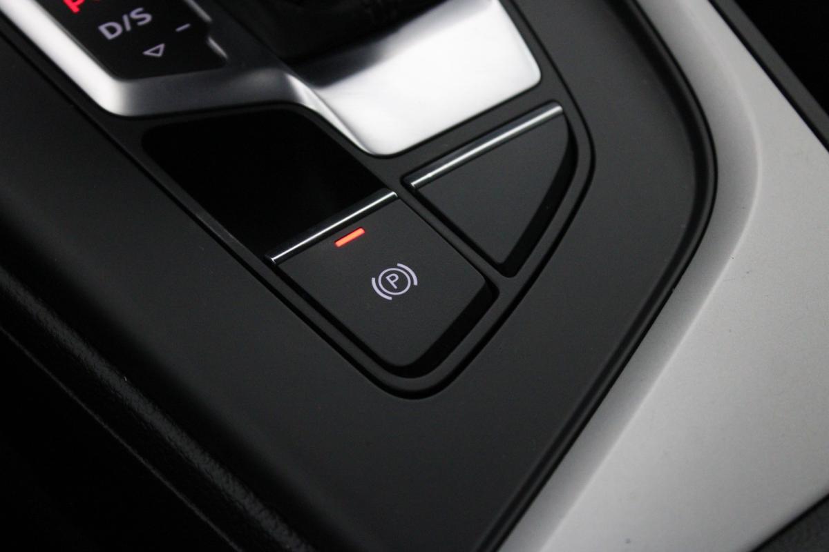 audi-a4-avant-2022-diesel-1968cc