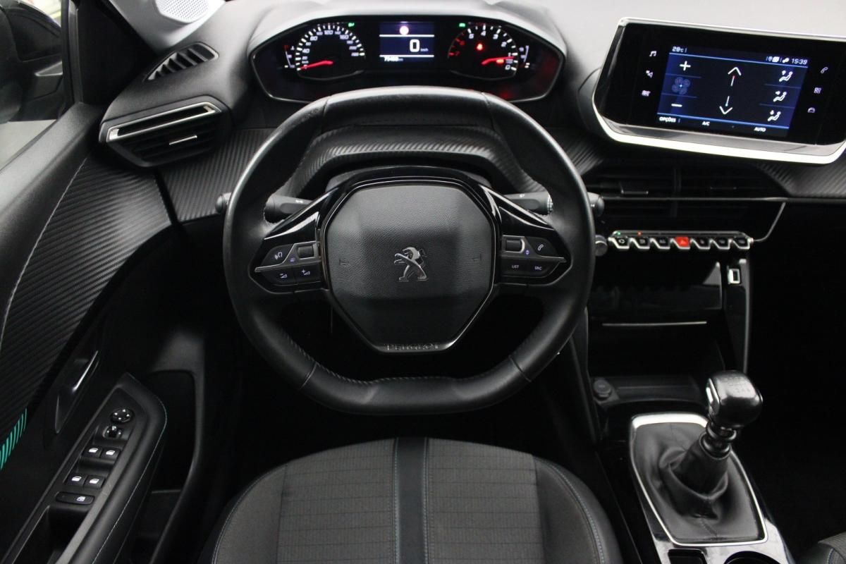 peugeot-208-2023-diesel-1499cc