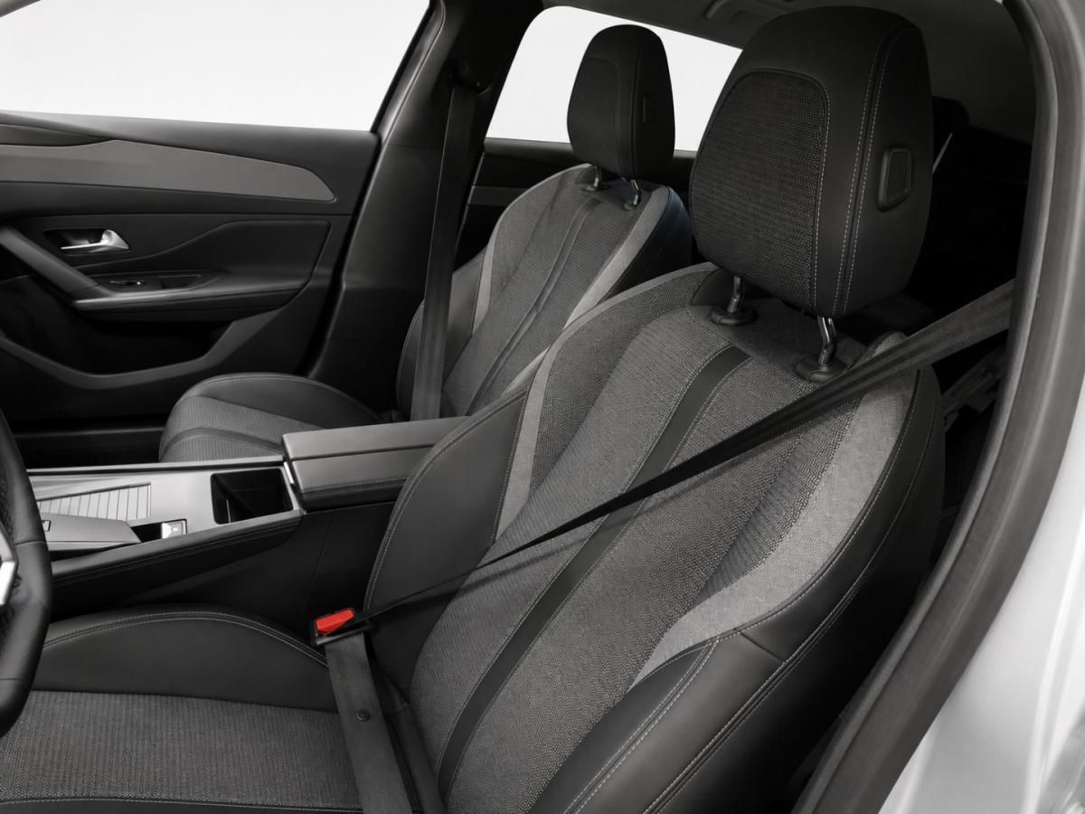 peugeot-308-sw-2022-diesel-1499cc