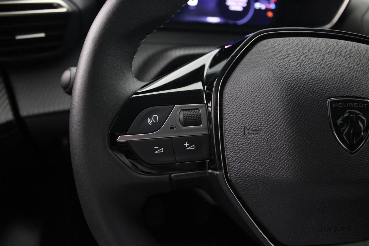 peugeot-208-2025-gasolina-1199cc