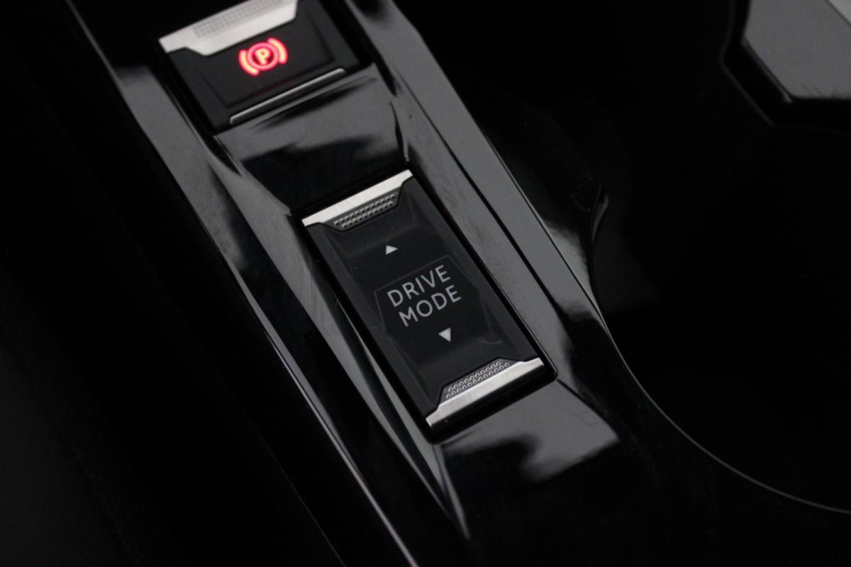 peugeot-208-2025-gasolina-1199cc