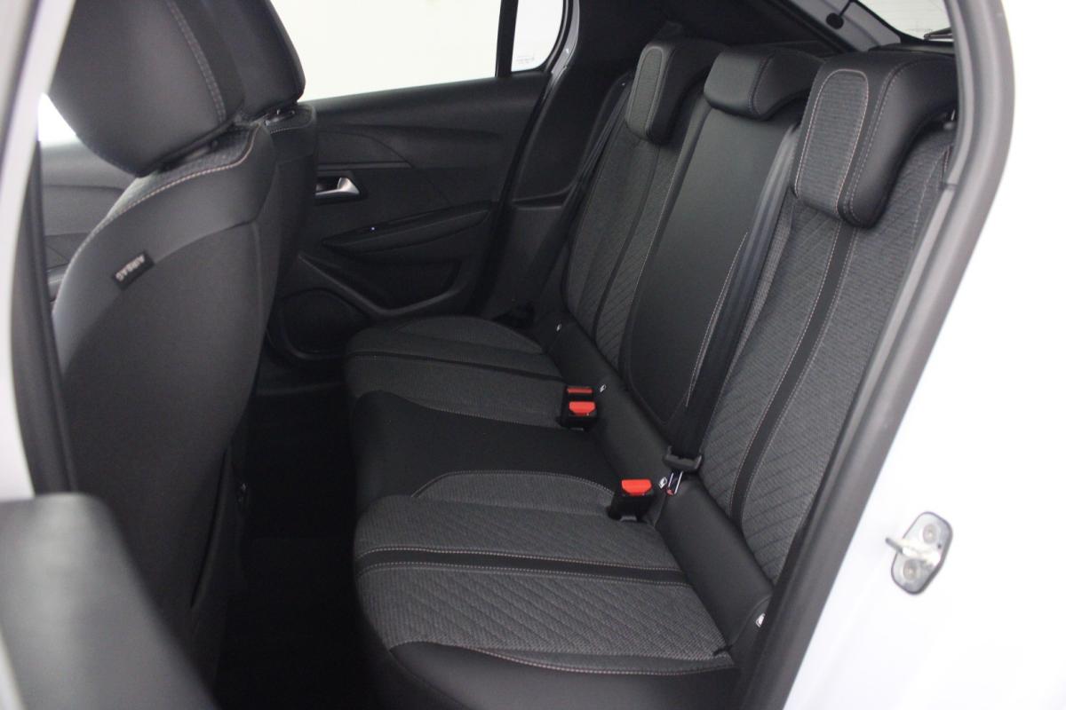 peugeot-208-2025-gasolina-1199cc