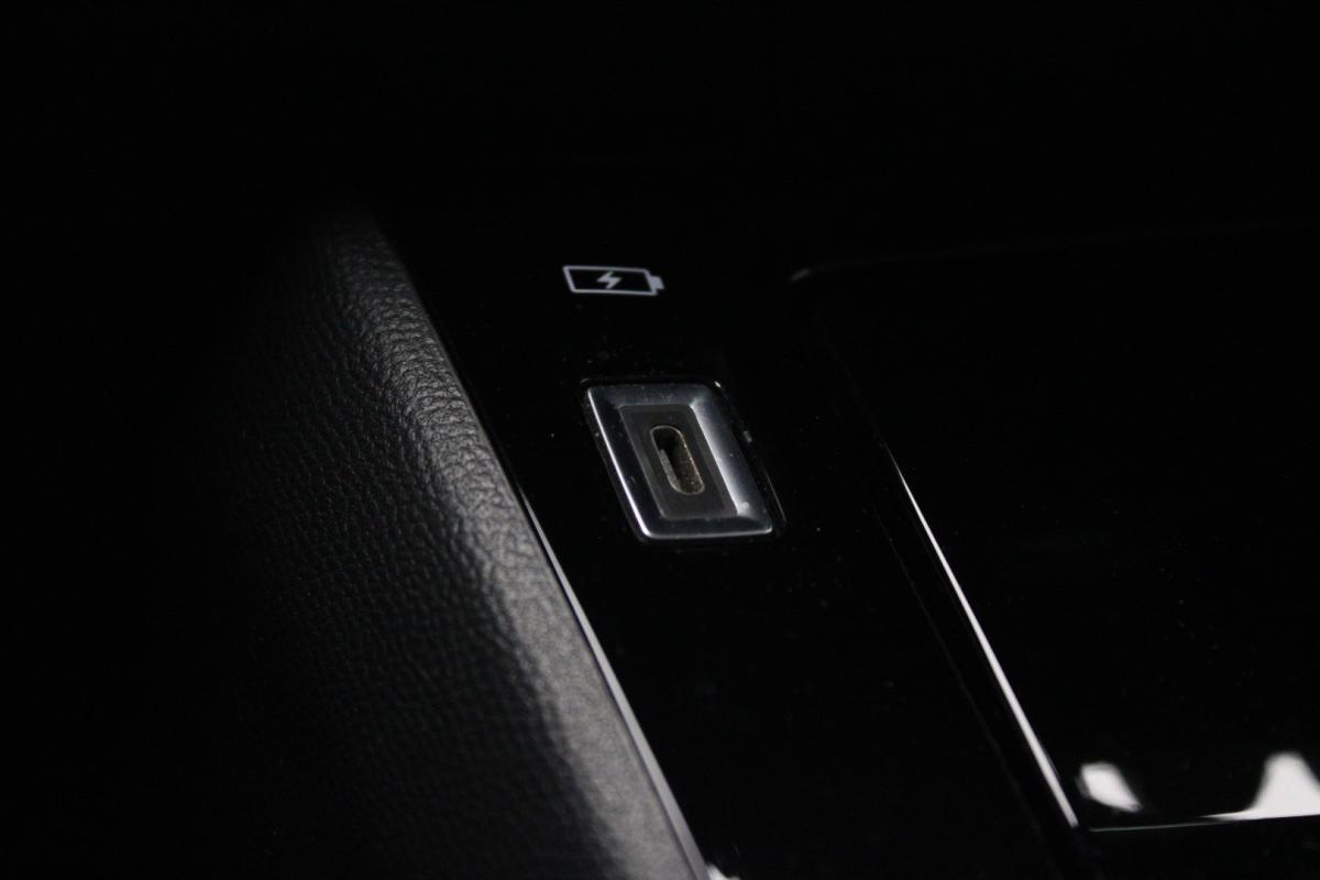 peugeot-2008-2021-eletrico-0cc