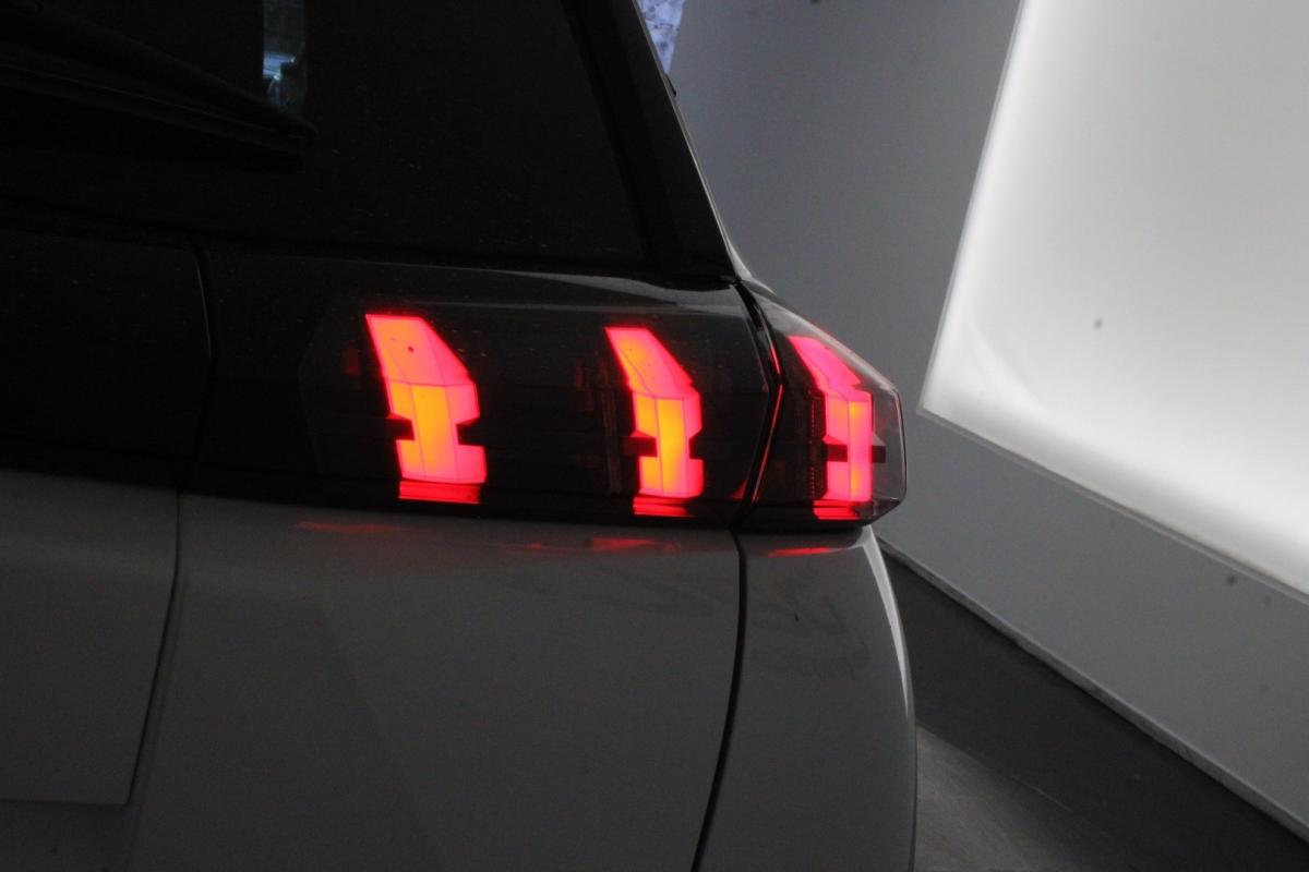 peugeot-2008-2021-eletrico-0cc