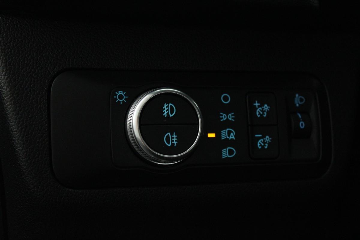 ford-kuga-2022-diesel-1499cc