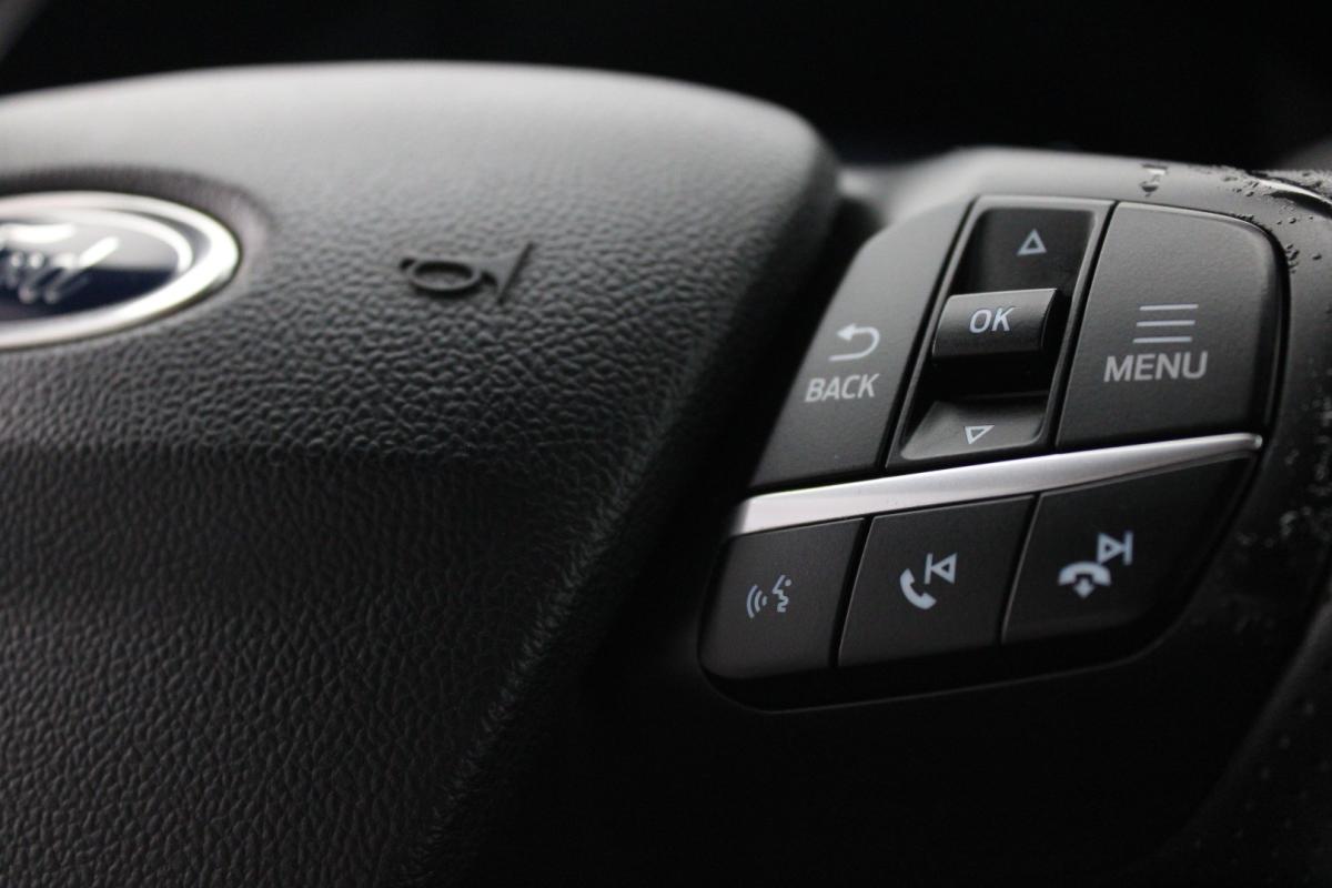 ford-kuga-2022-diesel-1499cc