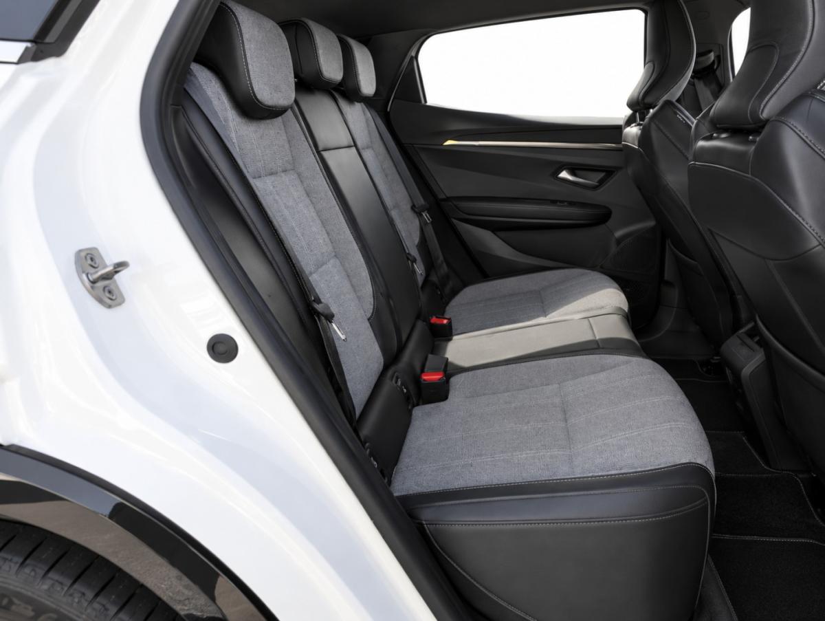 renault-megane-e-tech-2024-eletrico-0cc