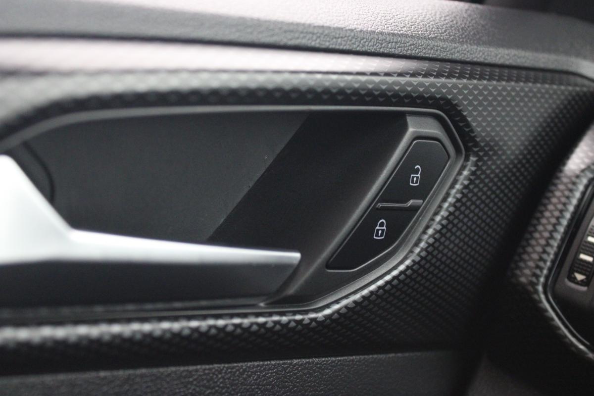 volkswagen-t-cross-2022-gasolina-999cc